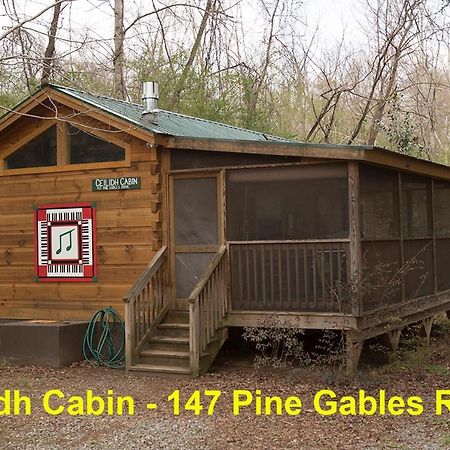 הוילה לייק לור Pine Gables Cabins מראה חיצוני תמונה