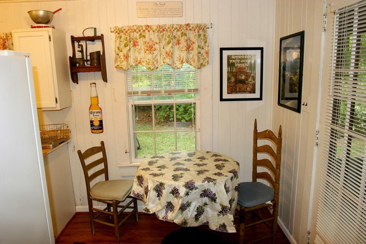 הוילה לייק לור Pine Gables Cabins מראה חיצוני תמונה